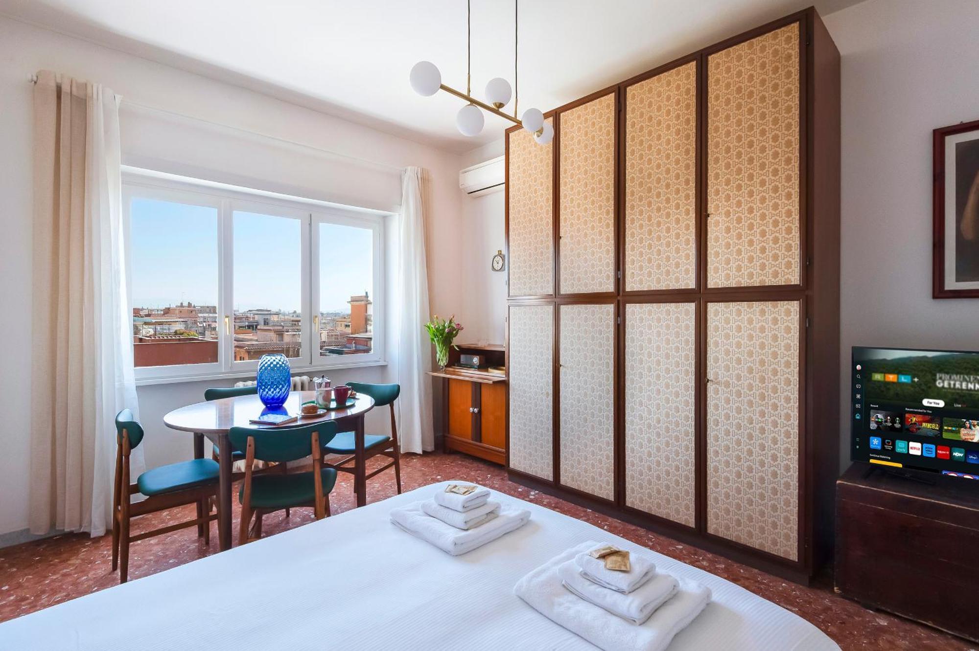 Casa Adele Lovely Mid-century Apartment, Apartment Rome