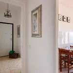 Casa Adele Lovely Mid-Century Apartment, Rome